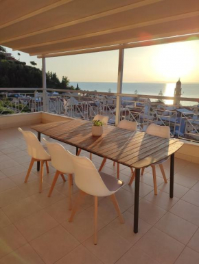 Stargaze Apartment with Sea View